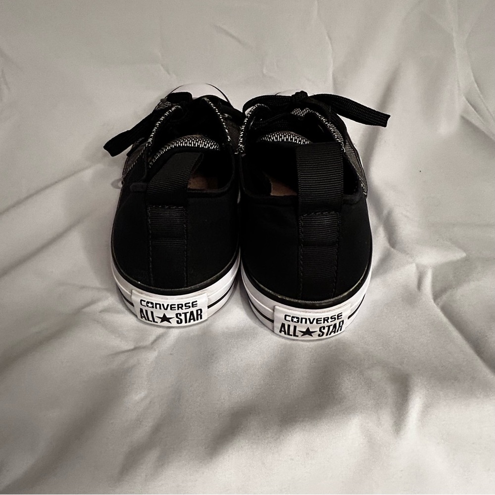 Converse - Picture 4 of 7